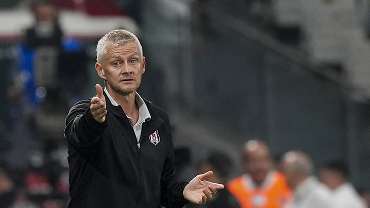 Beşiktaş tur peşinde! İşte Solskjaer'in Lausanne-Sport maçı muhtemel 11'i Beşiktaş tur peşinde! İşte Solskjaer'in Lausanne-Sport maçı muhtemel 11'i