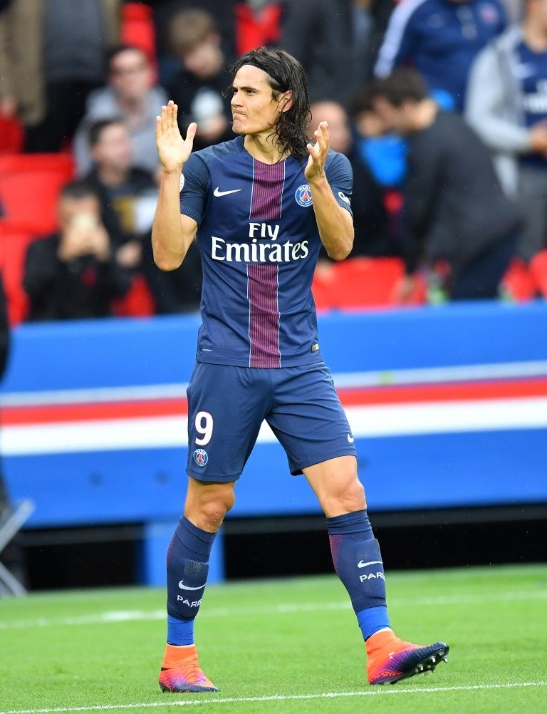 Cavani, İbrahimovic’i aratmıyor