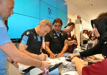 Ahmet Ağaoğlu'na futbolculardan sürpriz