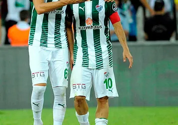 Süper Lig'de flaş ayrılık! Yıldız isim veda etti