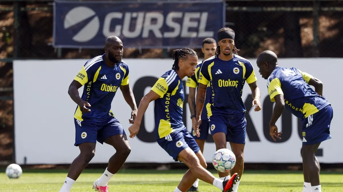 Fenerbahçe empfängt Roma in der Champions League: Termin, Anstoßzeit und Schiedsrichter stehen fest