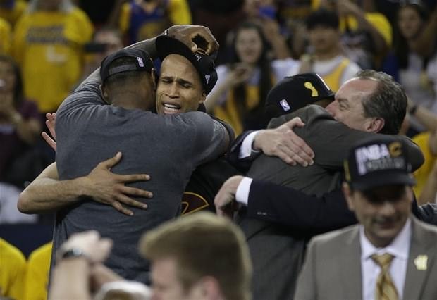 Şampiyon Cleveland Cavaliers