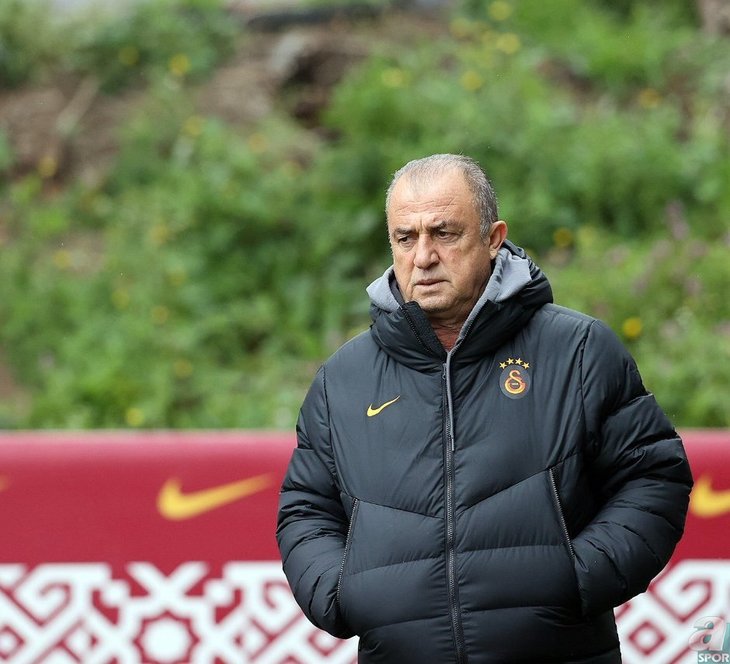 Son dakika spor haberleri: Galatasaray'da Fatih Terim düğmeye bastı! Transferde flaş Belhanda detayı