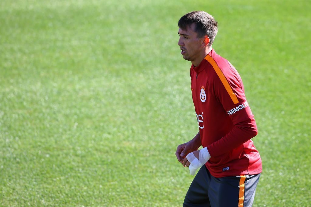 Fernando Muslera’dan ayrılık sinyali