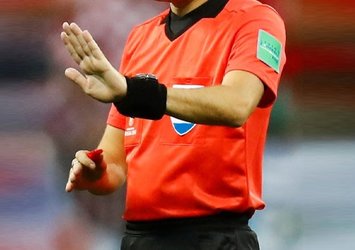Türkiye-İtalya maçının hakemi belli oldu!