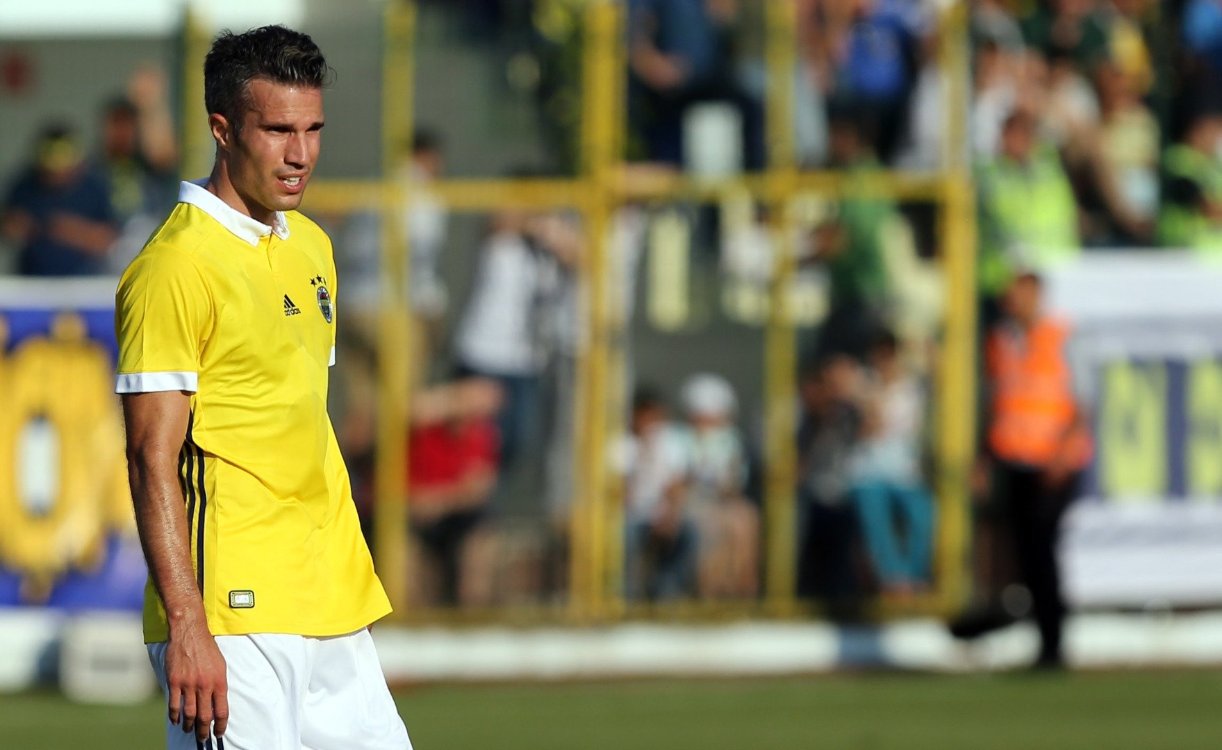 Fenerbahçe’de acil forvet aranıyor