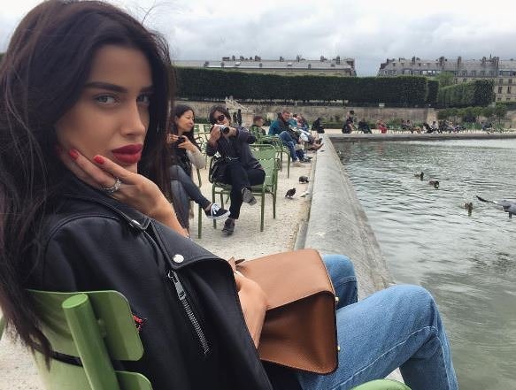 Arda Turan’ın yeni sevgilisi Miranda Shelia