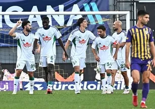 Rizespor’dan 10 Kişiyle kritik zafer!