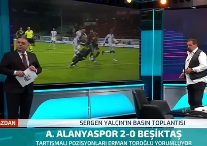 Awaziem'in müdahalesi penaltı mı? Usta isimler değerlendirdi