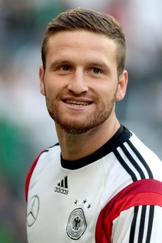 Arsenal'in Alman yıldızı Mustafi, İslam ve Müslümanlık hakkında konuştu