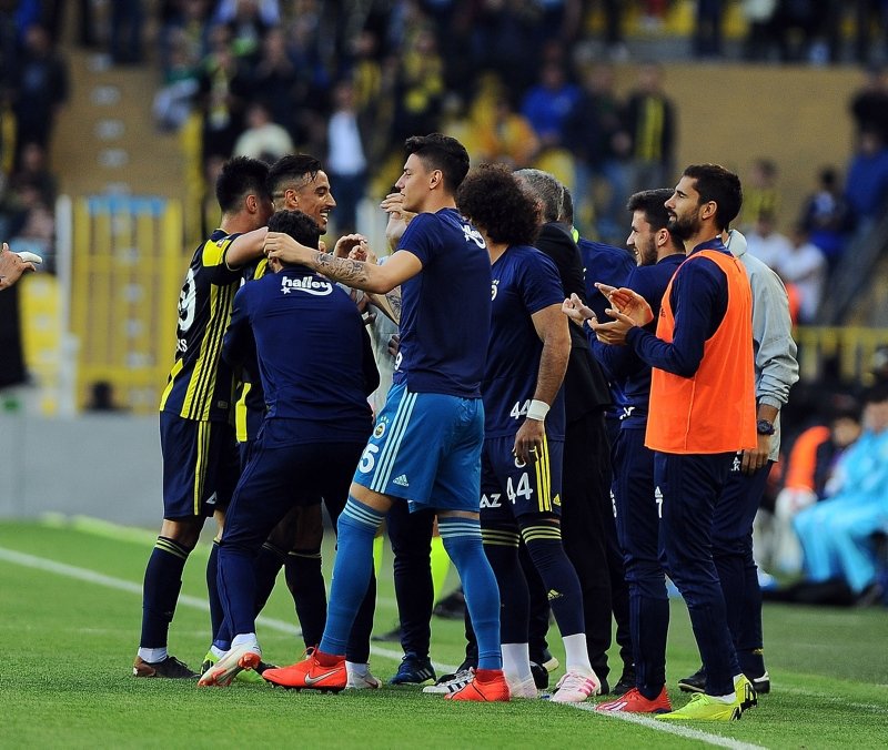 İşte Fenerbahçe’nin ilk transferi!