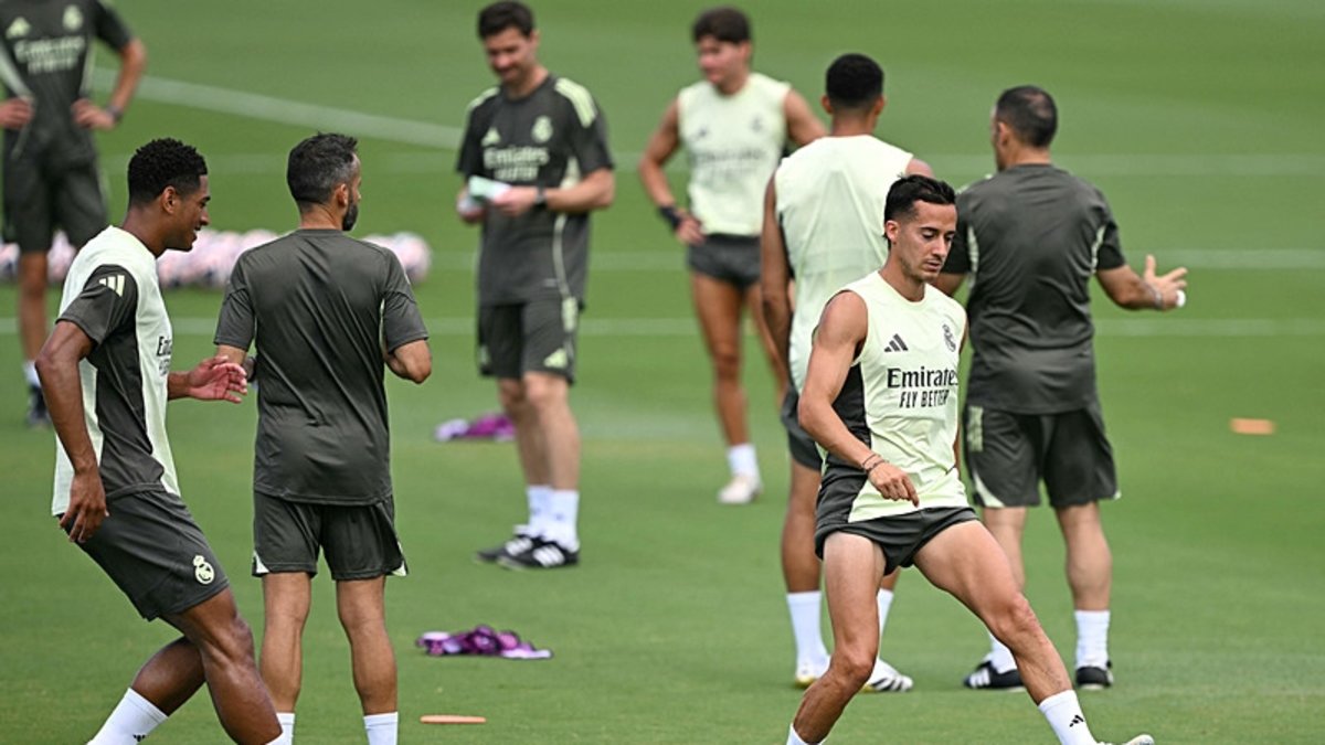 TRANSFER HABERLERİ | Fenerbahçe Real Madrid'in yıldızını listeye ekledi! TRANSFER HABERLERİ | Fenerbahçe Real Madrid'in yıldızını listeye ekledi!