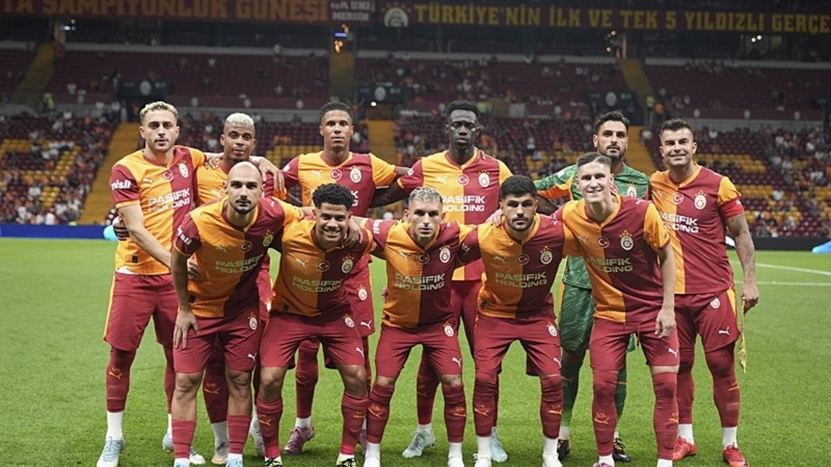Galatasaray milli yıldızın sözleşmesini uzattı! Galatasaray milli yıldızın sözleşmesini uzattı!