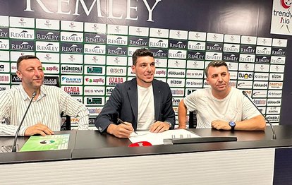 Salih Dursun’un yeni adresi Sakaryaspor oldu!