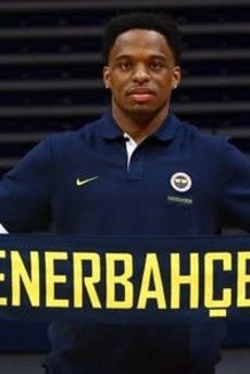 Fenerbahçe 2 yıllık anlaşmaya vardı