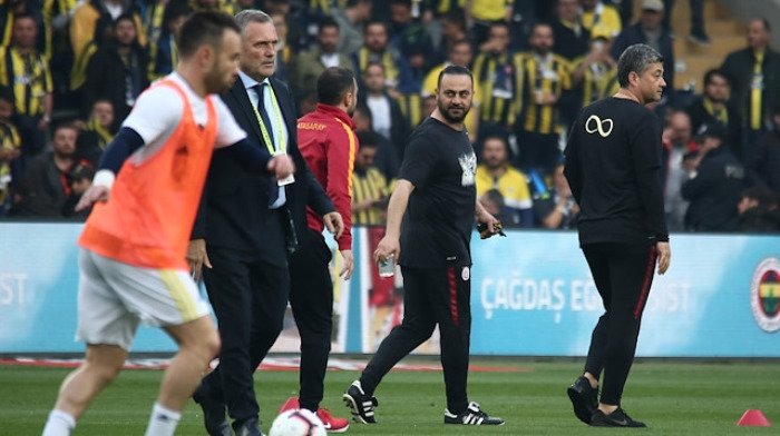 Kadıköy’de Hasan Şaş krizi! Tünelde...