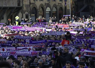 Astori'nin cenazesinde devasa kalabalık!