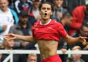 Twenteli Enes Ünal'dan iki gol