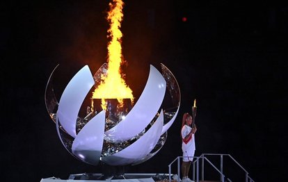 Tokyo 2020’nin açılış seremonisi gerçekleştirildi! Naomi Osaka olimpiyat meşalesini yaktı