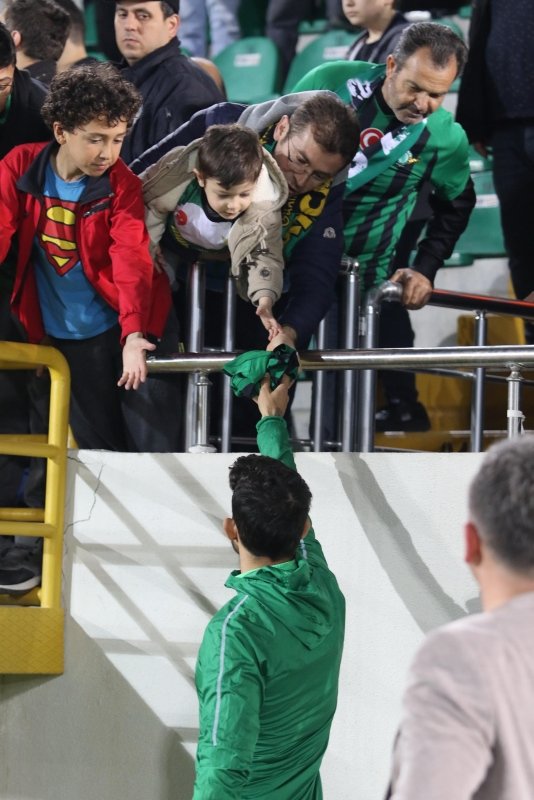 Akhisarspor - Ümraniyespor maçından kareler