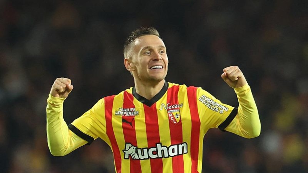 Galatasaray Przemyslaw Frankowski transferini resmen duyurdu! Galatasaray Przemyslaw Frankowski transferini resmen duyurdu!