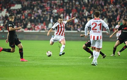 Samsunspor 1-0 Fatih Karagümrük MAÇ SONUCU ÖZET Samsun evinde kazandı!