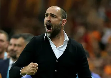 "Her zaman Galatasaray taraftarıyım"