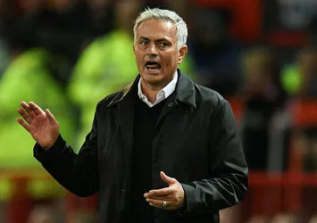 "Mourinho uçurumun kıyısında"