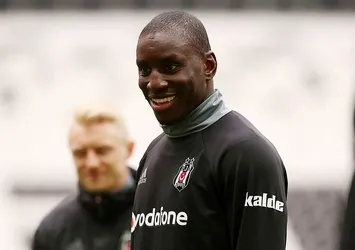 Beşiktaş'ta Demba Ba sürprizi