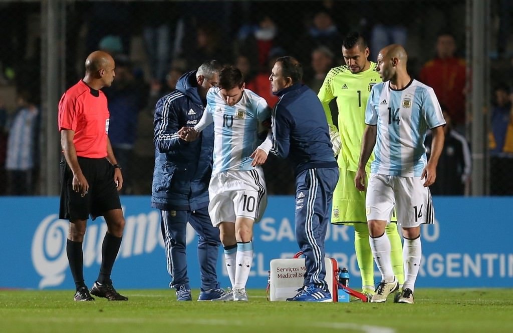 Messi milli maçta sakatlandı