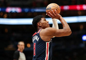 Lakers Rui Hachimura'yı kadrosuna kattı