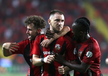 Gaziantep FK 90+5'te güldü!
