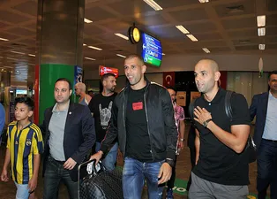 Islam Slimani'ye Van Persie engeli!