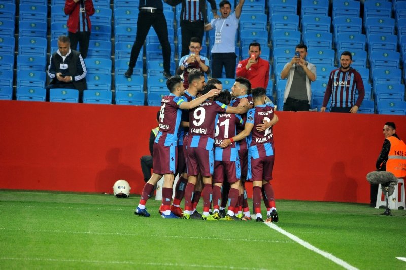 Trabzonspor - Kayserispor maçından kareler