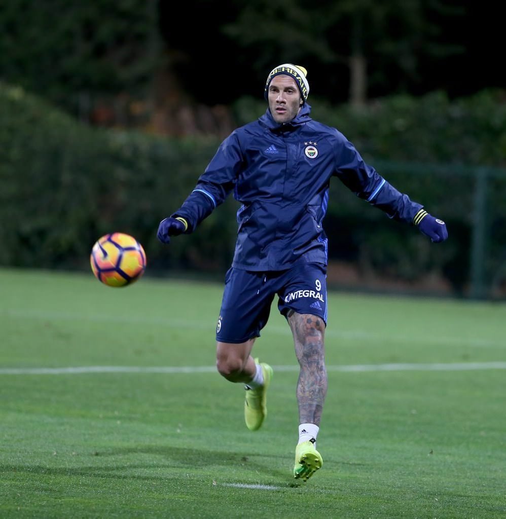 Fenerbahçe, Beşiktaş derbisine hazır