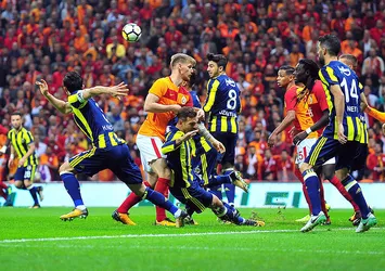 F.Bahçeli oyunculardan penaltı isyanı!