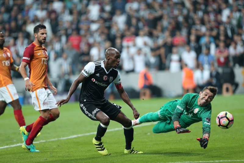 Sneijder ve Quaresma kavga eder!