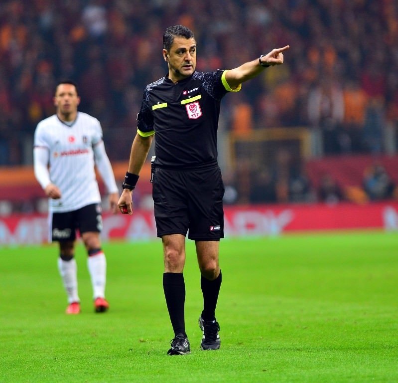 Galatasaray-Beşiktaş karşılaşmasından kareler