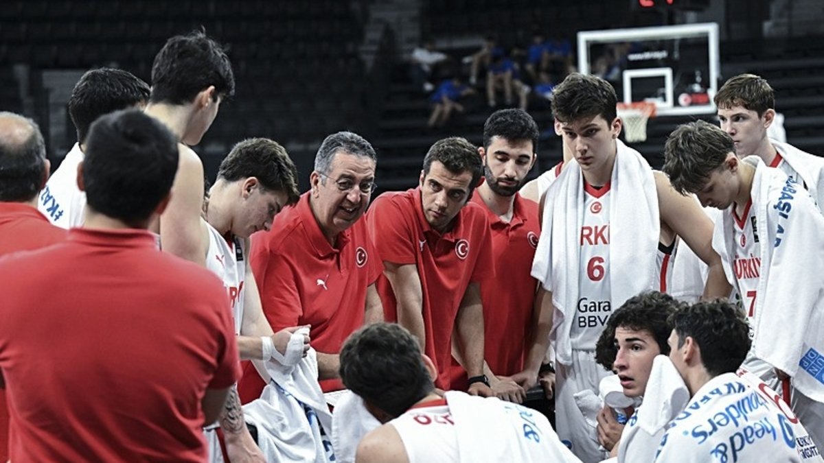 Türkiye U17 Erkek Basketbol Milli Takımı, Slovenya'yı 87-66 mağlup etti