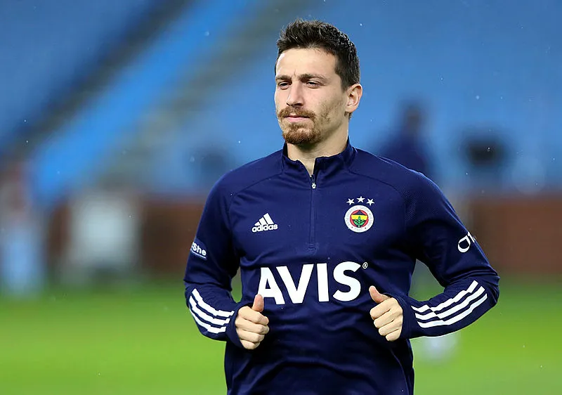 Son dakika spor haberleri: Fenerbahçe'de Mert Hakan Yandaş'ın corona virüsü test sonucu pozitif - 1