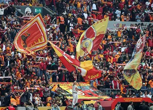 Galatasaray derbide para bastı