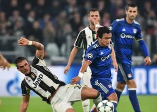 F.Bahçe'de sağda samba zamanı!