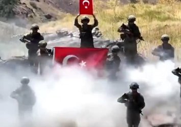 Mehmetçik'ten Milli Takım'a destek!