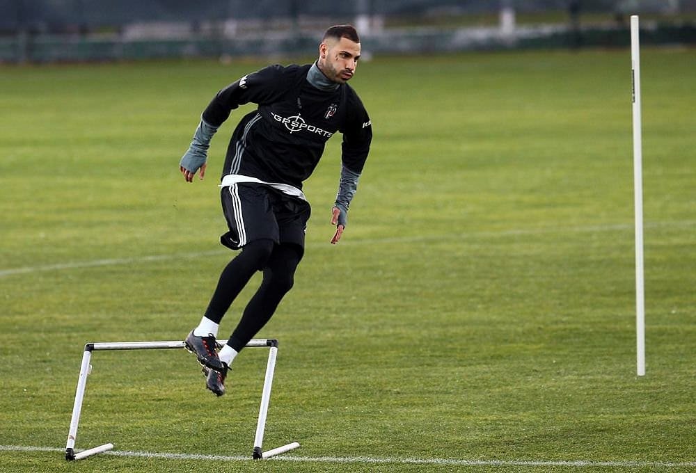 Çin’den Podolski açıklaması