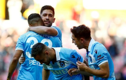 Son dakika spor haberi: Trabzonspor’da Anastasios Bakasetas fırtınası!