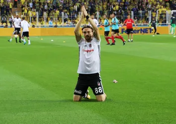 Caner'in bu hareketi F.Bahçelileri çıldırttı!