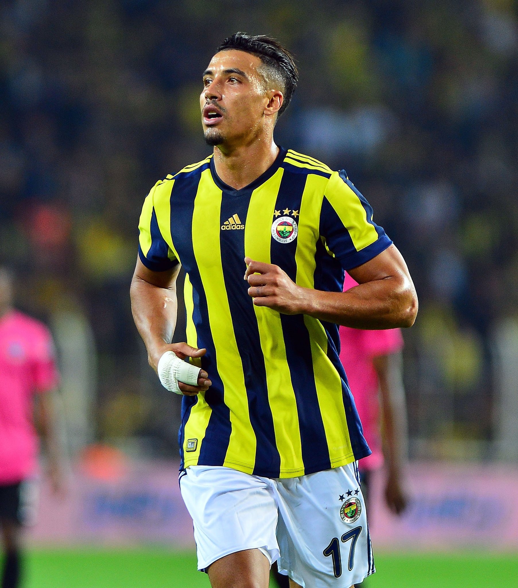 Yılın takasına Nabil Dirar engeli