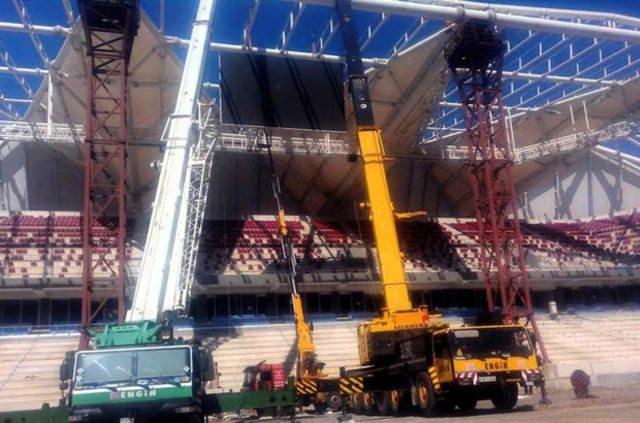 Akyazı Stadı’nda son durum