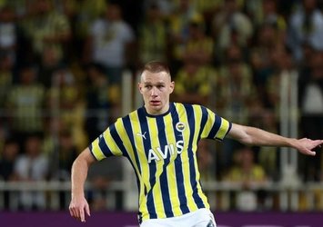 Aslan’dan Szalai sürprizi