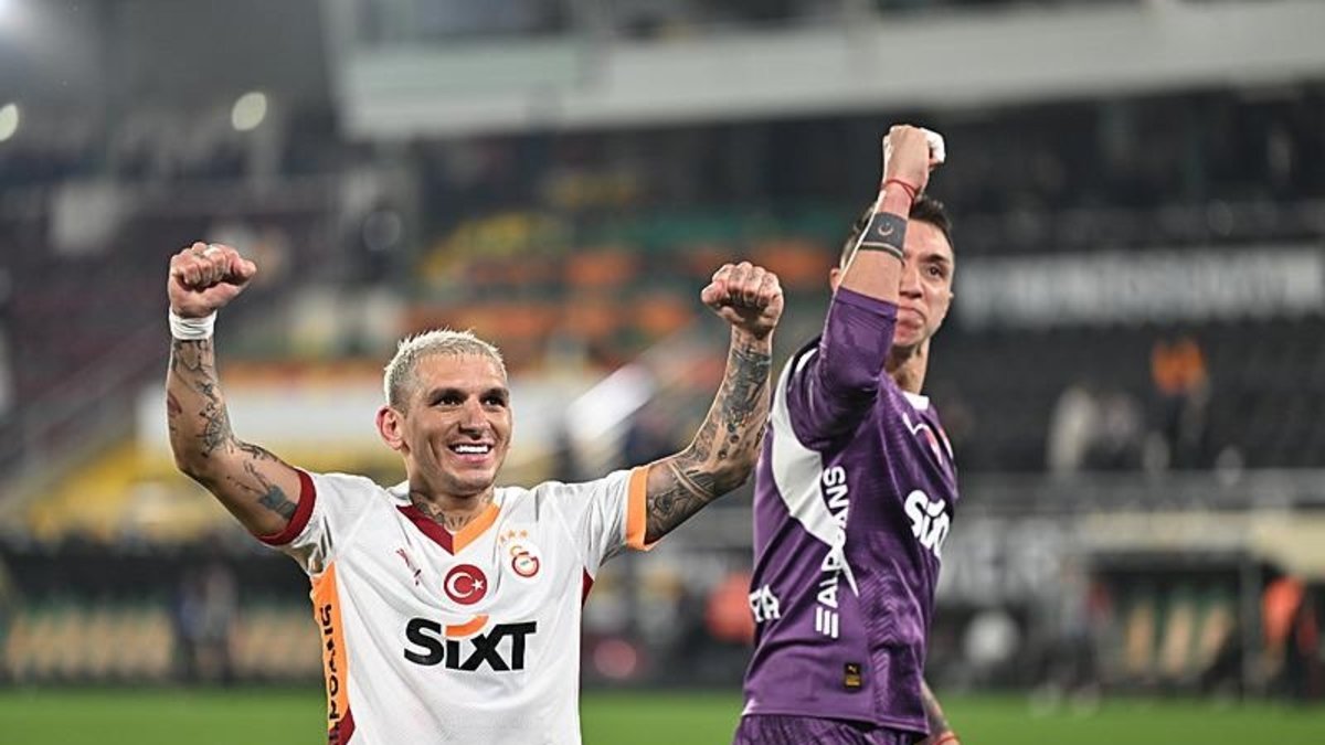 Lucas Torreira sezon sonunda Galatasaray'dan ayrılacak mı? Menajeri açıkladı! Lucas Torreira sezon sonunda Galatasaray'dan ayrılacak mı? Menajeri açıkladı!